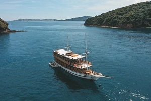 Explore Komodo with Papiton Voyage