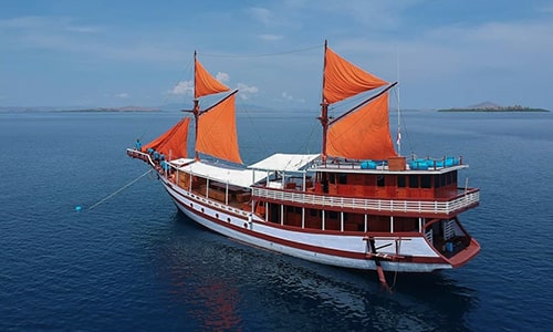 2 Days Carnaby Komodo Cruise